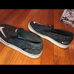 Nike slip ons